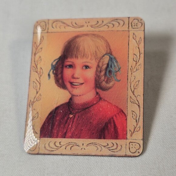 Vintage American Girl Doll Character Pin Set Lot of 8 Historical Portrait Pins - Picture 10 of 15